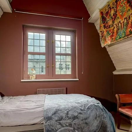 بيت للعطل 1597 Medieval Modern House