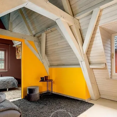 Сasa de vacaciones 1597 Medieval Modern House *