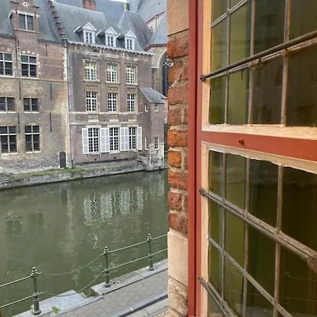 Dom wakacyjny 1597 Medieval Modern House *